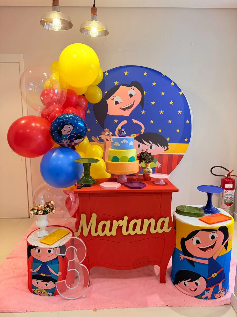 Decoração personalizada tema Show da Luna